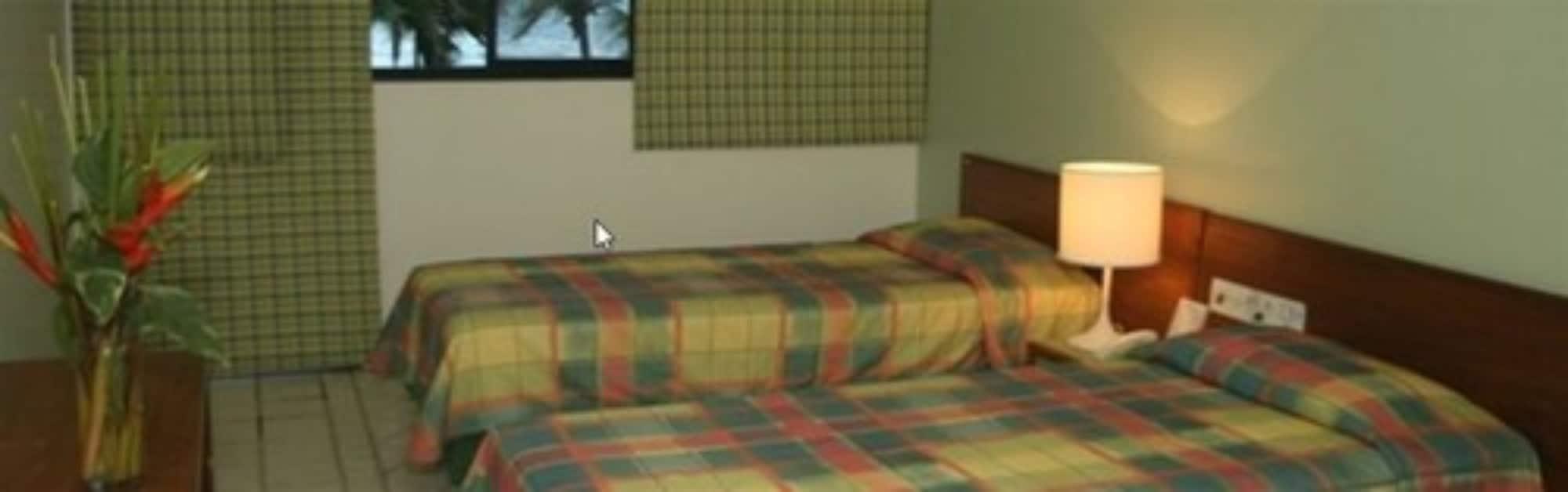 Canarius D'gaibu Hotel