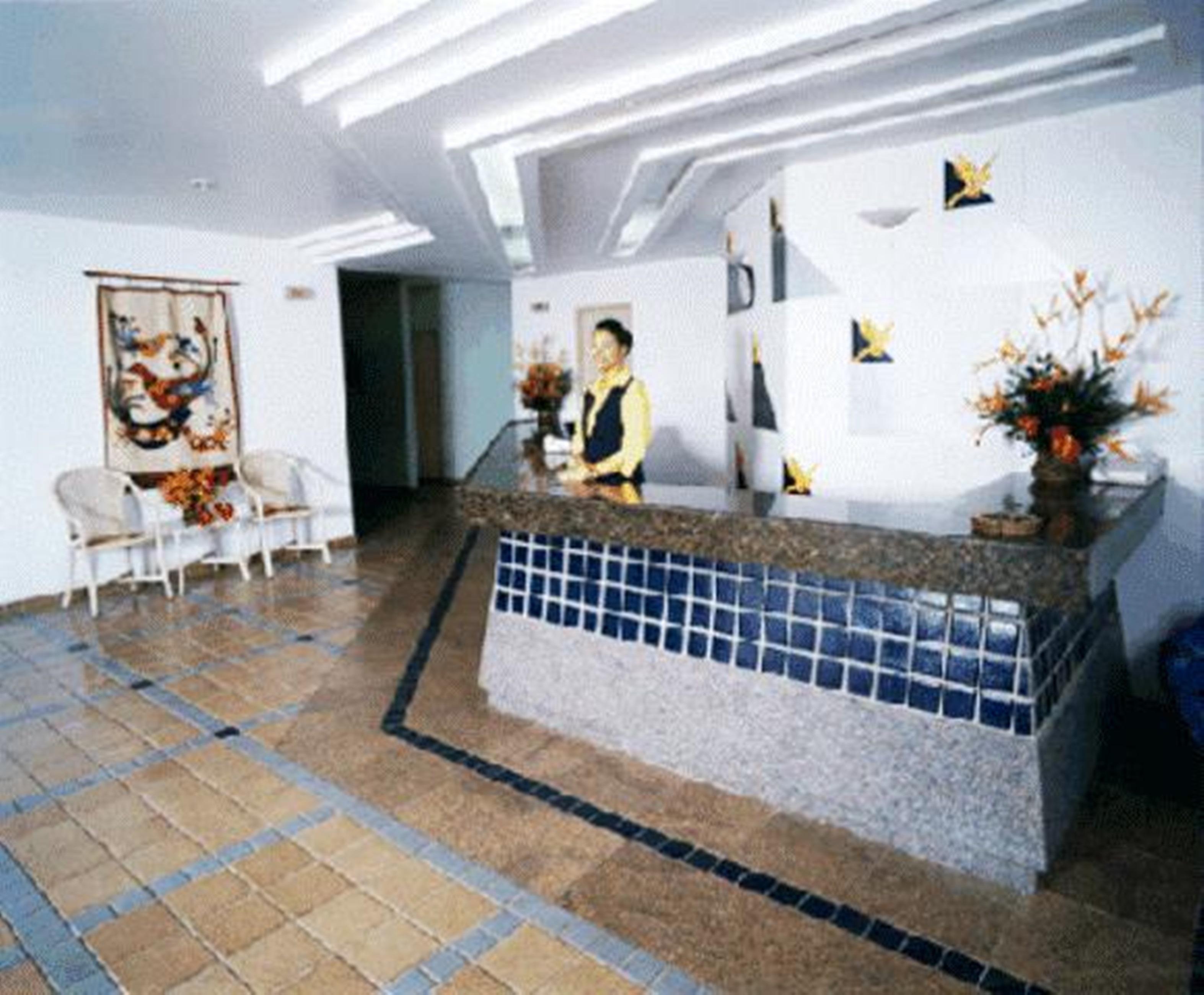 Canarius D'gaibu Hotel 4*